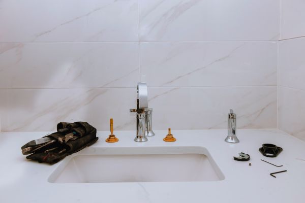 Porcelain Sink Installation in Staten Island